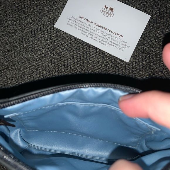 Coach Signature Collection Zip Wallet Pouch Navy - Picture 3 of 3